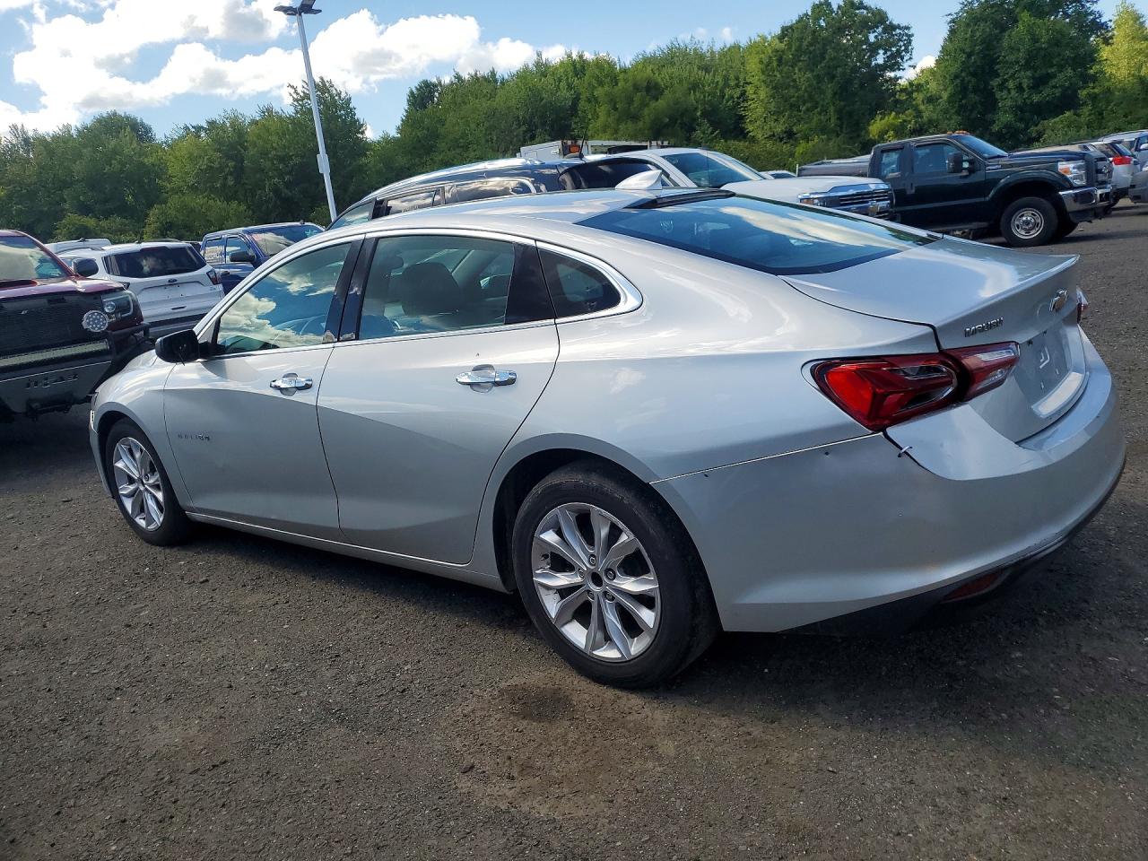 2020 CHEVROLET MALIBU, VIN 1G1ZD5ST6LF040965 — Photo 2