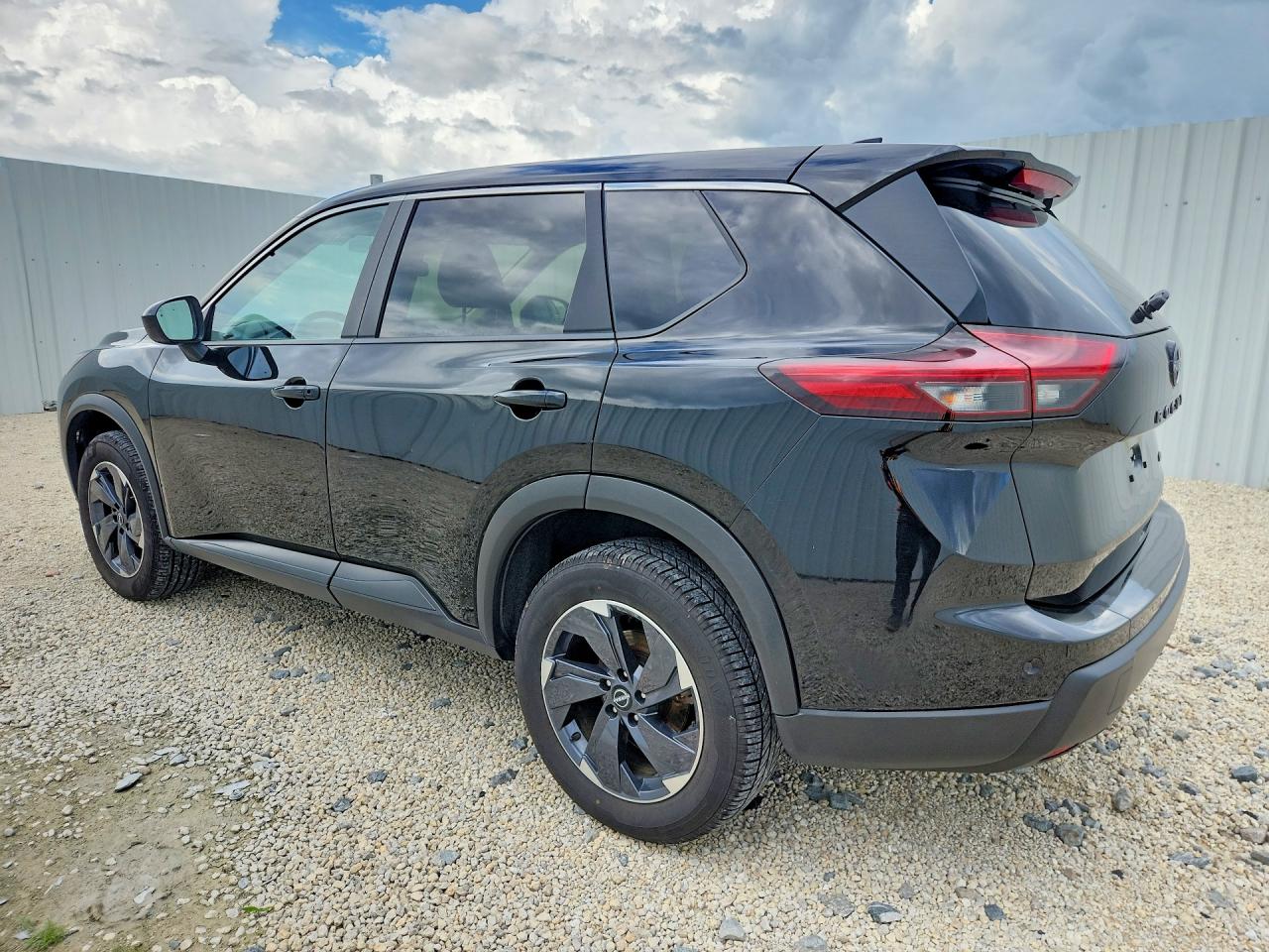 2025 NISSAN ROGUE, VIN JN8BT3BB8SW163791 — Photo 2