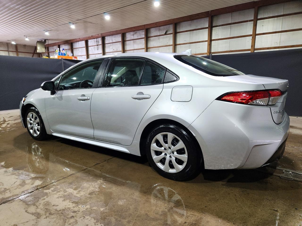 2025 TOYOTA COROLLA, VIN 5YFB4MDE2SP248642 — Photo 2