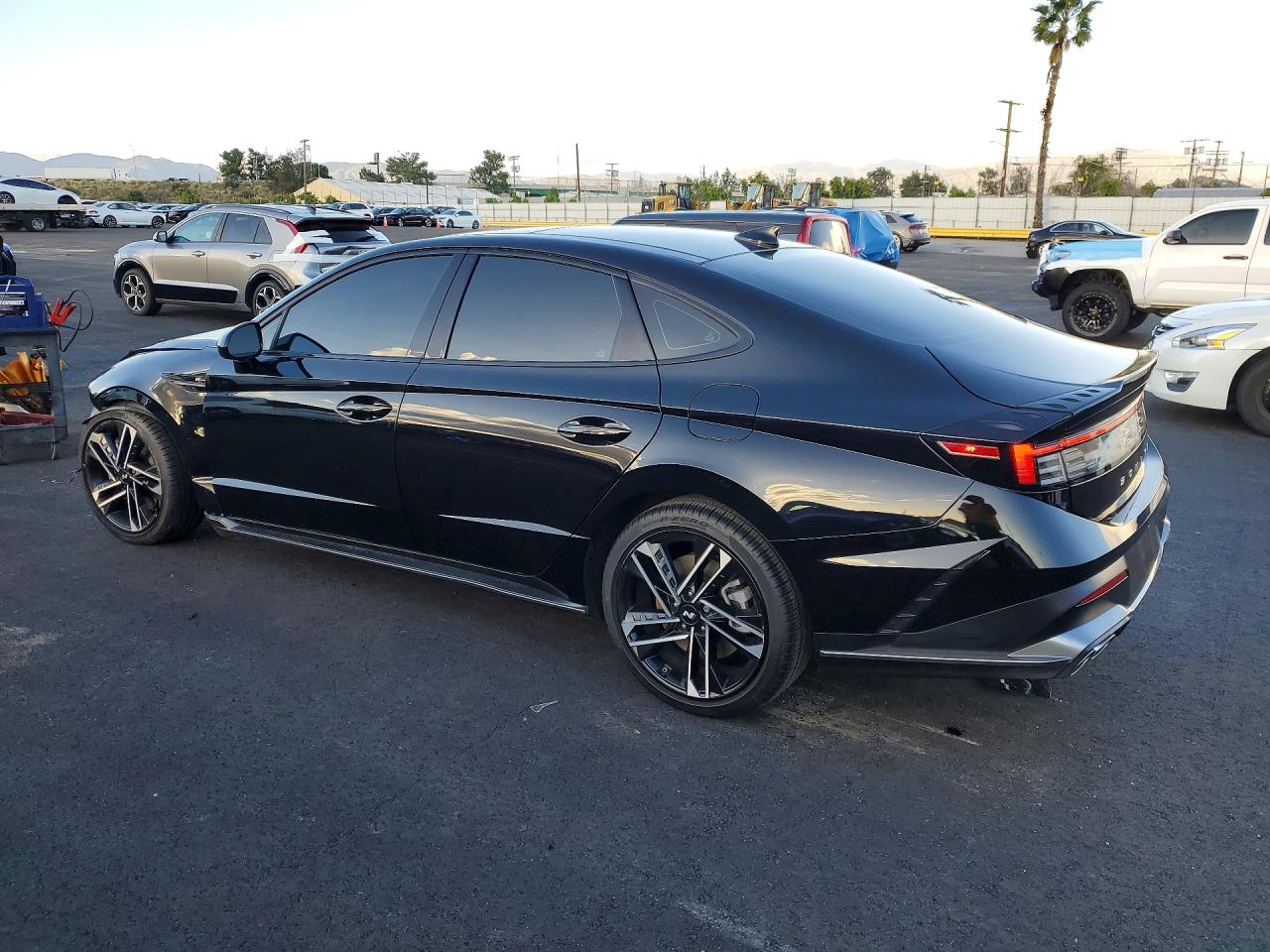 2025 HYUNDAI SONATA, VIN KMHL54JC7SA494011 — Photo 2